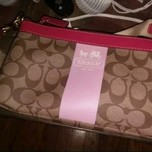 **SOLD**Coach purse - Picture 1 of 3